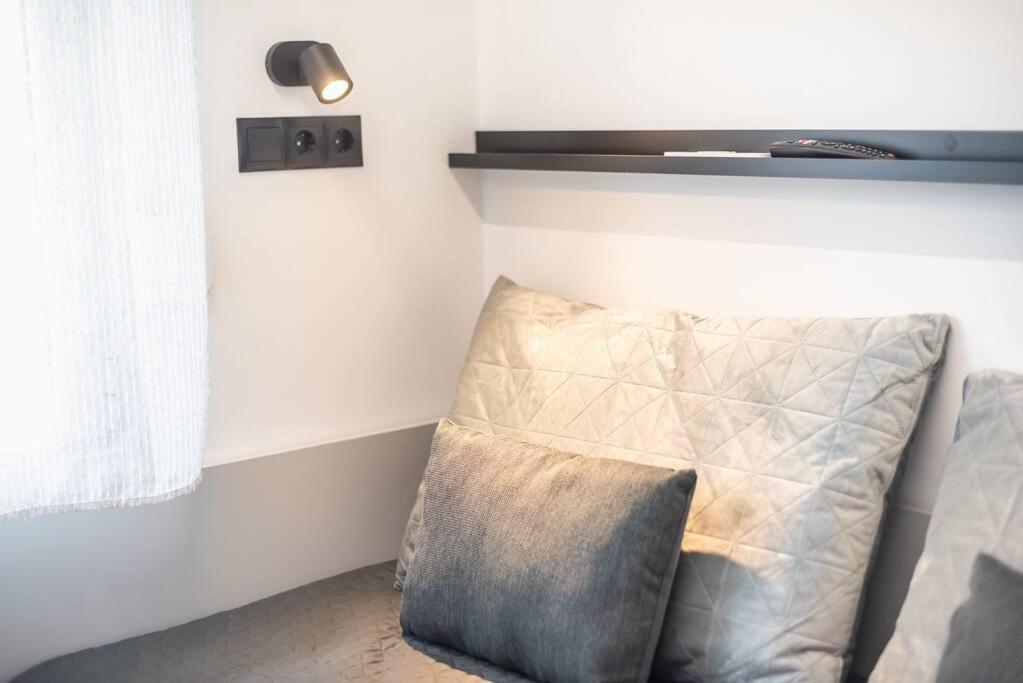 Tiny Apartment Αθήνα Εξωτερικό φωτογραφία