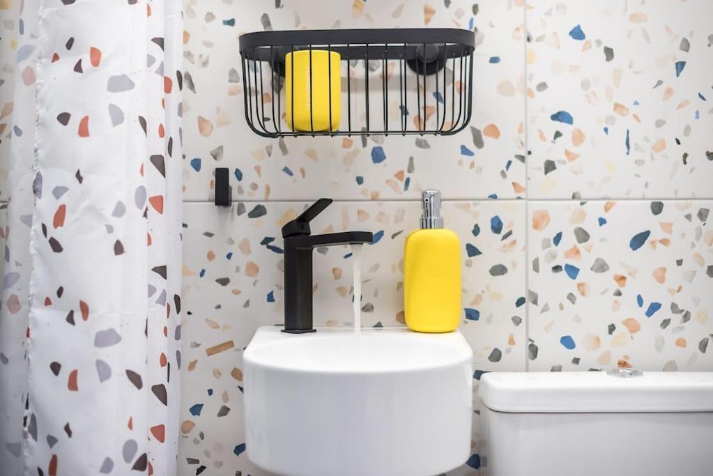 Tiny Apartment Αθήνα Εξωτερικό φωτογραφία